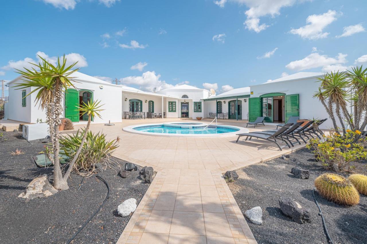 Villa Milan Puerto del Carmen  Buitenkant foto