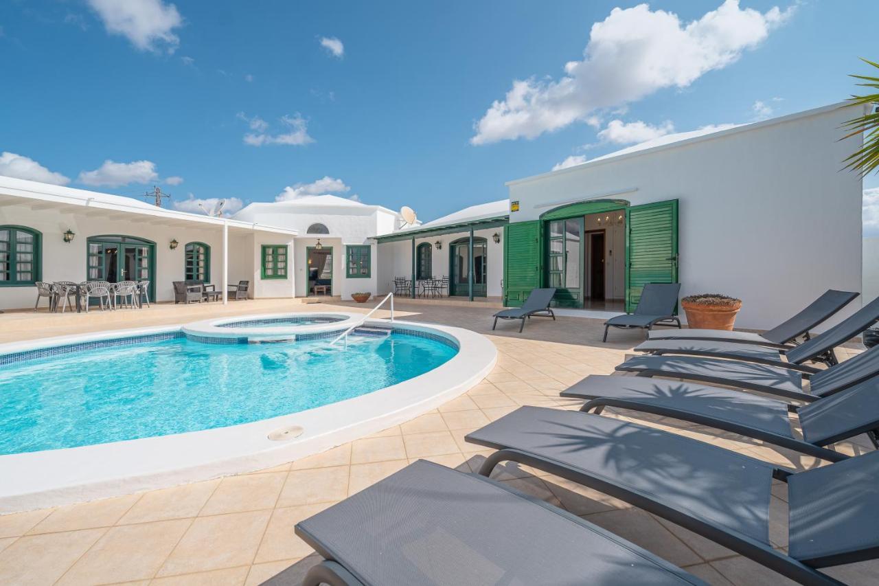 Villa Milan Puerto del Carmen  Buitenkant foto